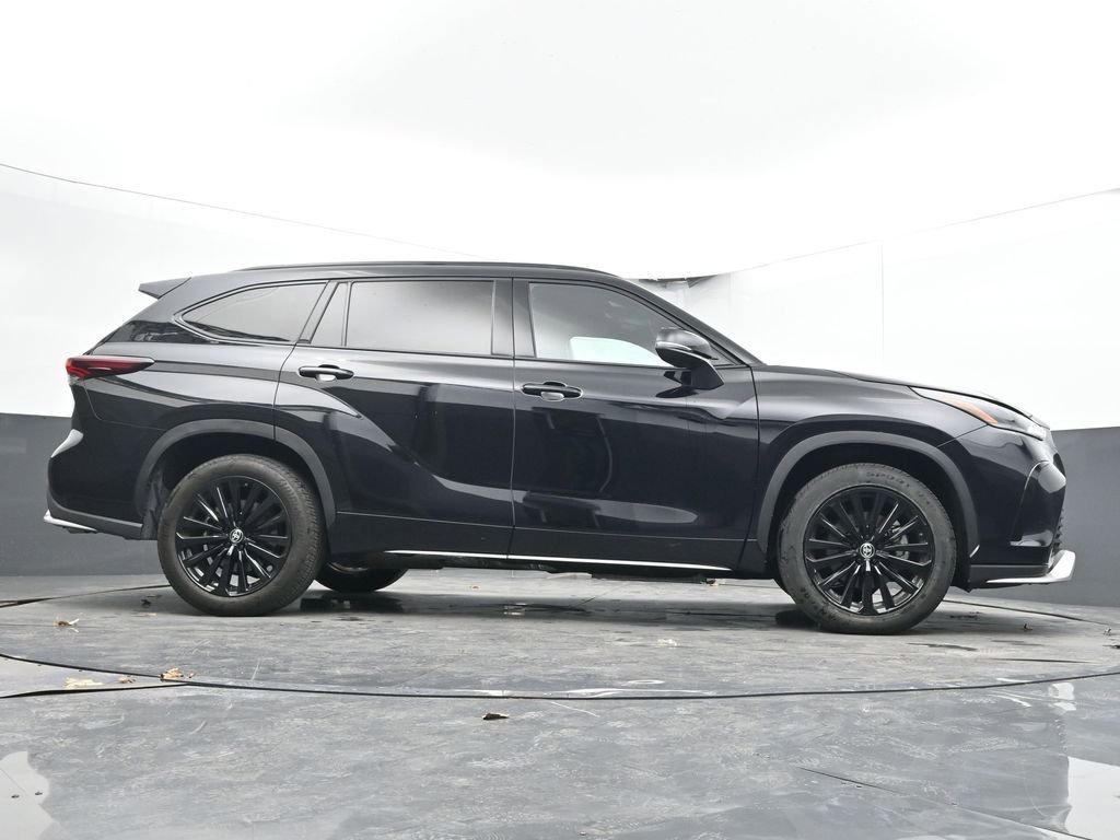 Used 2025 Toyota Highlander XSE image 34