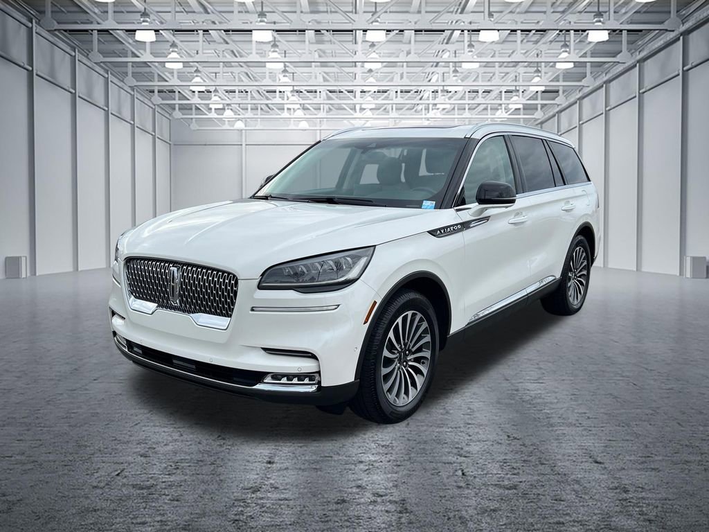 Used 2020 Lincoln Aviator Reserve w/ Equipment Group 201A image 3