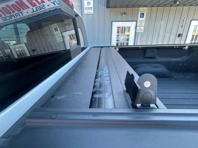 Used 2018 GMC Sierra 1500 SLT image 12