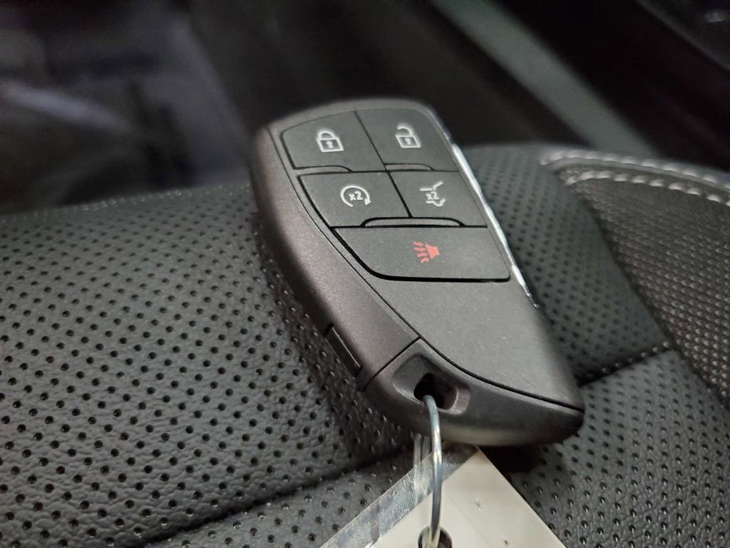 Used 2024 Chevrolet Equinox EV LT w/ Active Safety Package 3 FWD image 39