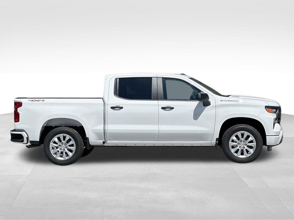 New 2026 Chevrolet Silverado 1500 Custom AWD/4WD image 15