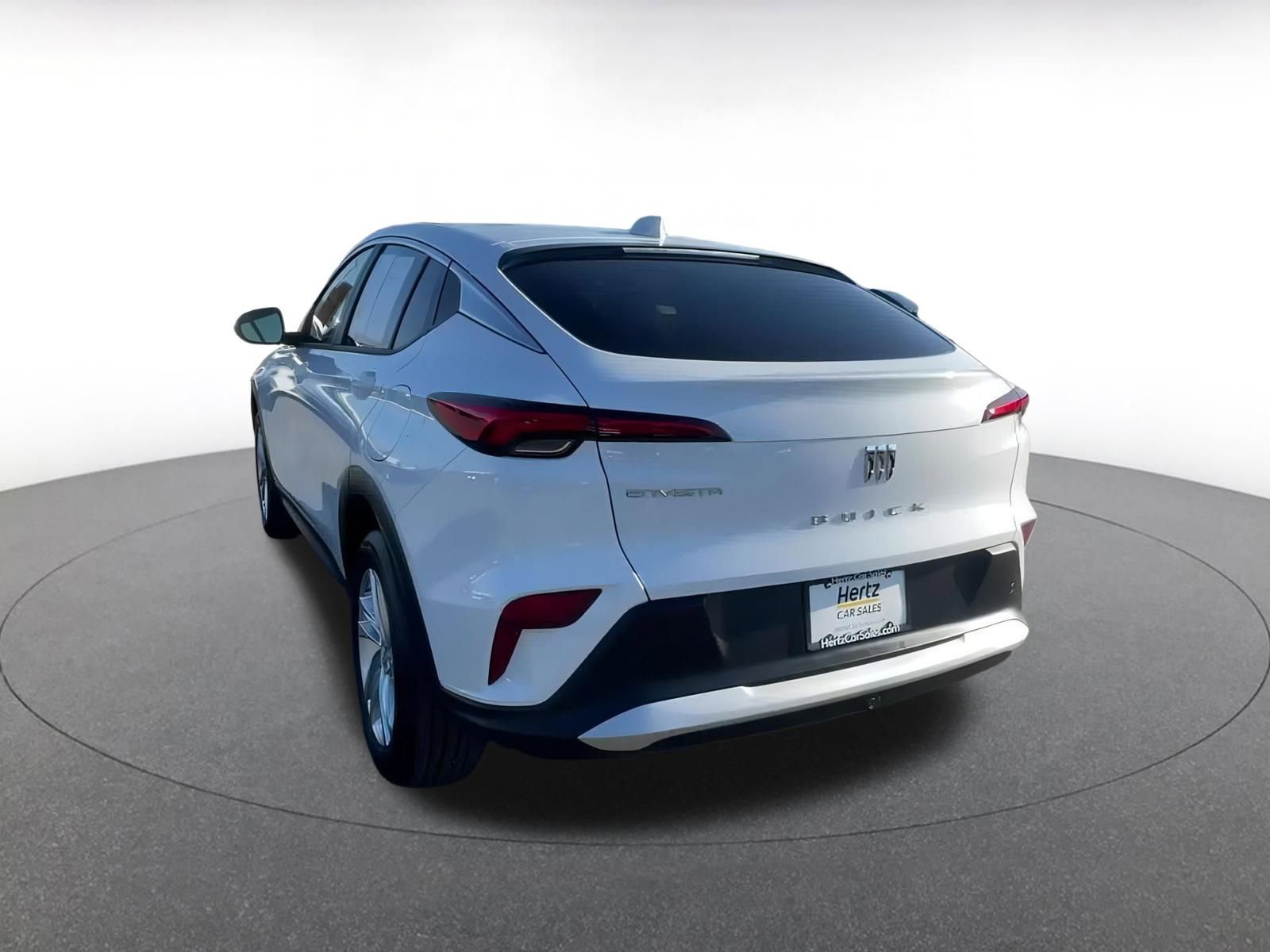 Used 2025 Buick Envista Preferred image 11