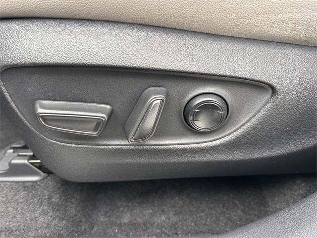 Certified 2025 Toyota Grand Highlander AWD Hybrid image 17