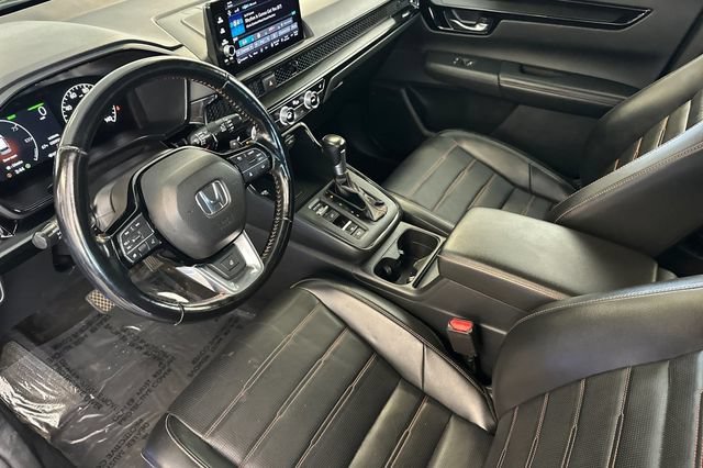 Used 2025 Honda CR-V Sport Touring image 11