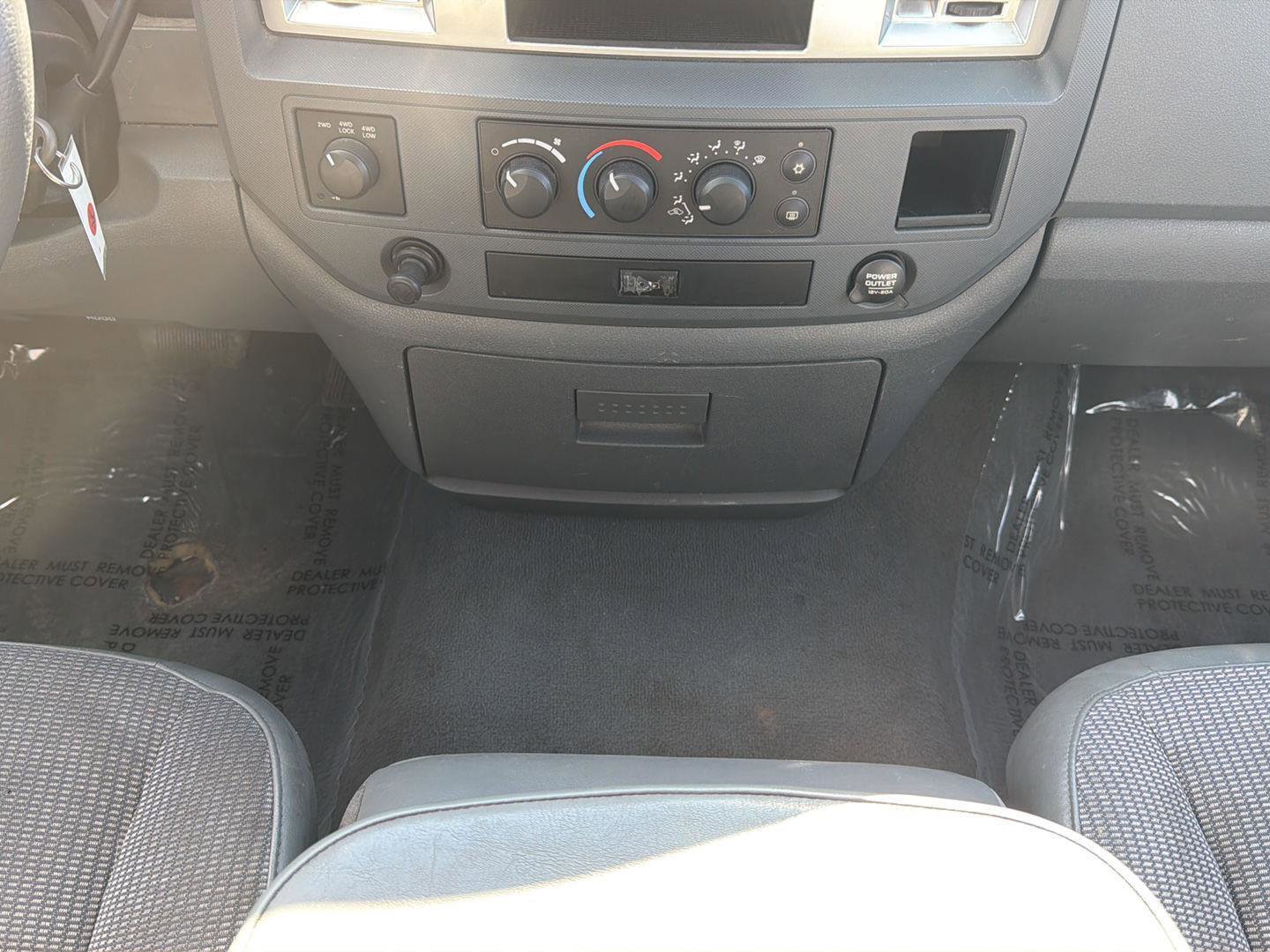 Used 2008 Dodge Ram 1500 Truck SLT image 11