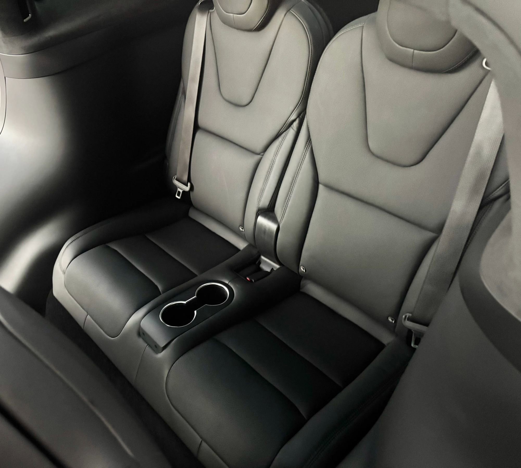 Used 2024 Tesla Model X image 15