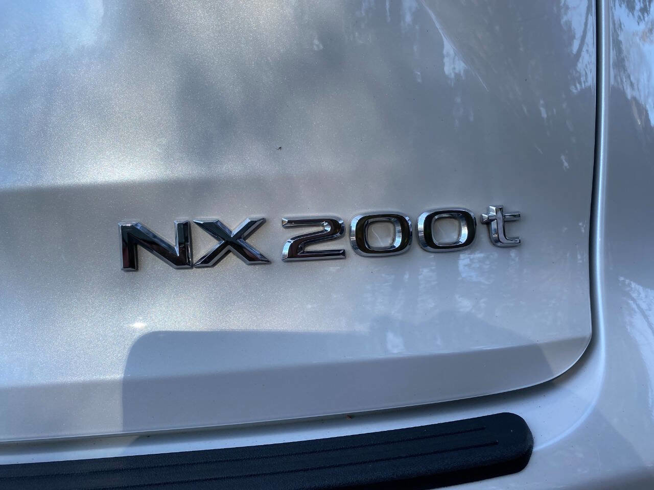 Used 2016 Lexus NX 200t FWD image 29