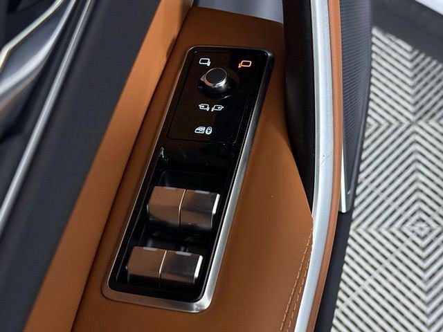 New 2026 Jaguar F-PACE R-Dynamic S image 27