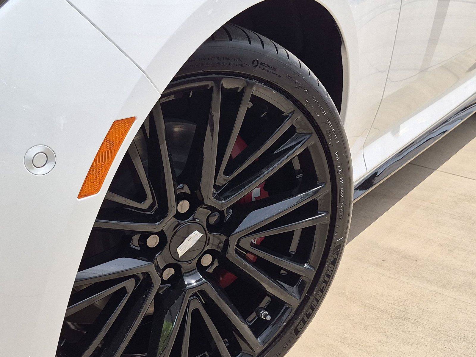 New 2026 Cadillac CT5 V w/ LPO, ONYX Package AWD/4WD image 8