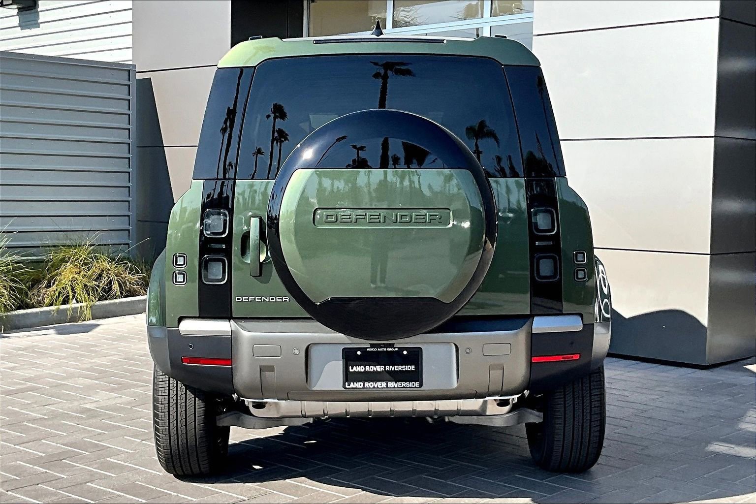 New 2026 Land Rover Defender 110 S image 4