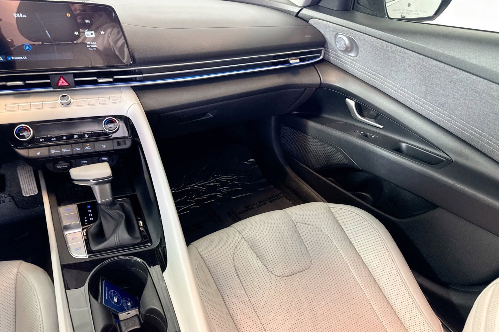 Used 2021 Hyundai Elantra Limited image 23