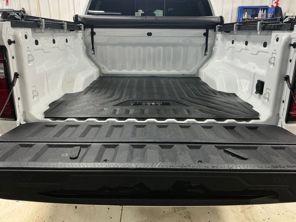 Certified 2024 GMC Canyon AT4 w/ LPO, Off Road Lift Package image 24