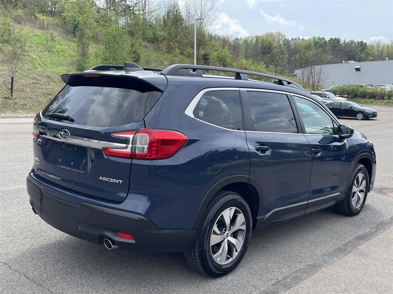 Certified 2025 Subaru Ascent Premium AWD/4WD image 5