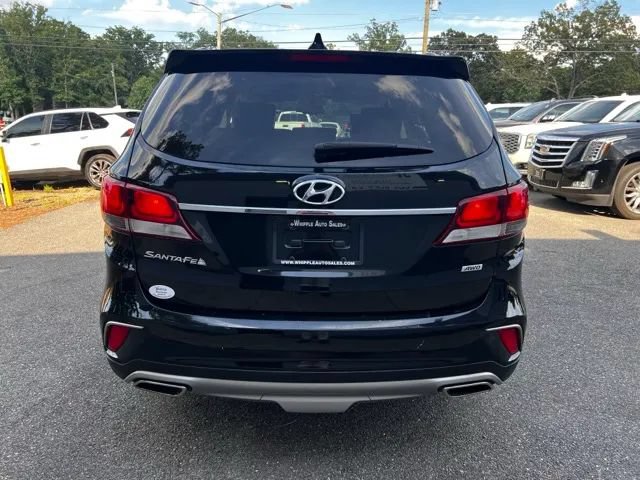 Used 2017 Hyundai Santa Fe SE AWD/4WD image 6