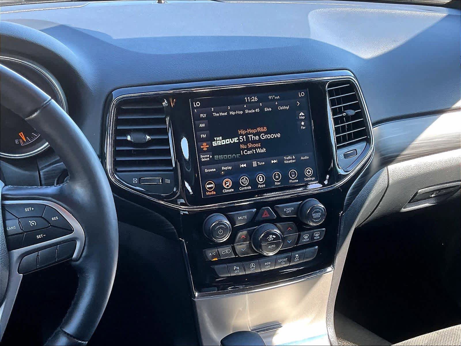 Used 2022 Jeep Grand Cherokee Laredo X image 8