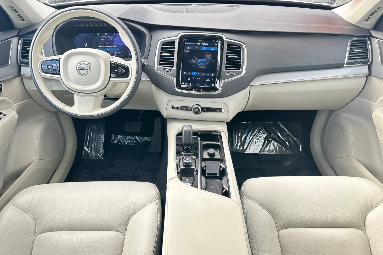 Certified 2025 Volvo XC90 B5 Core w/ Protection Package Premier image 14