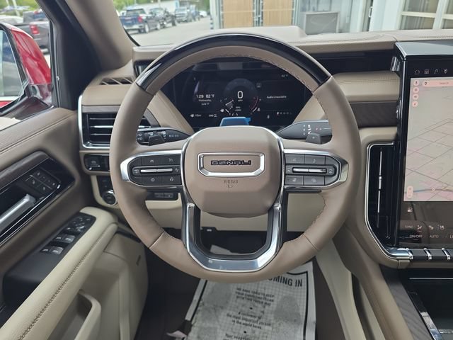New 2026 GMC Yukon Denali w/ Denali Reserve Package AWD/4WD image 12
