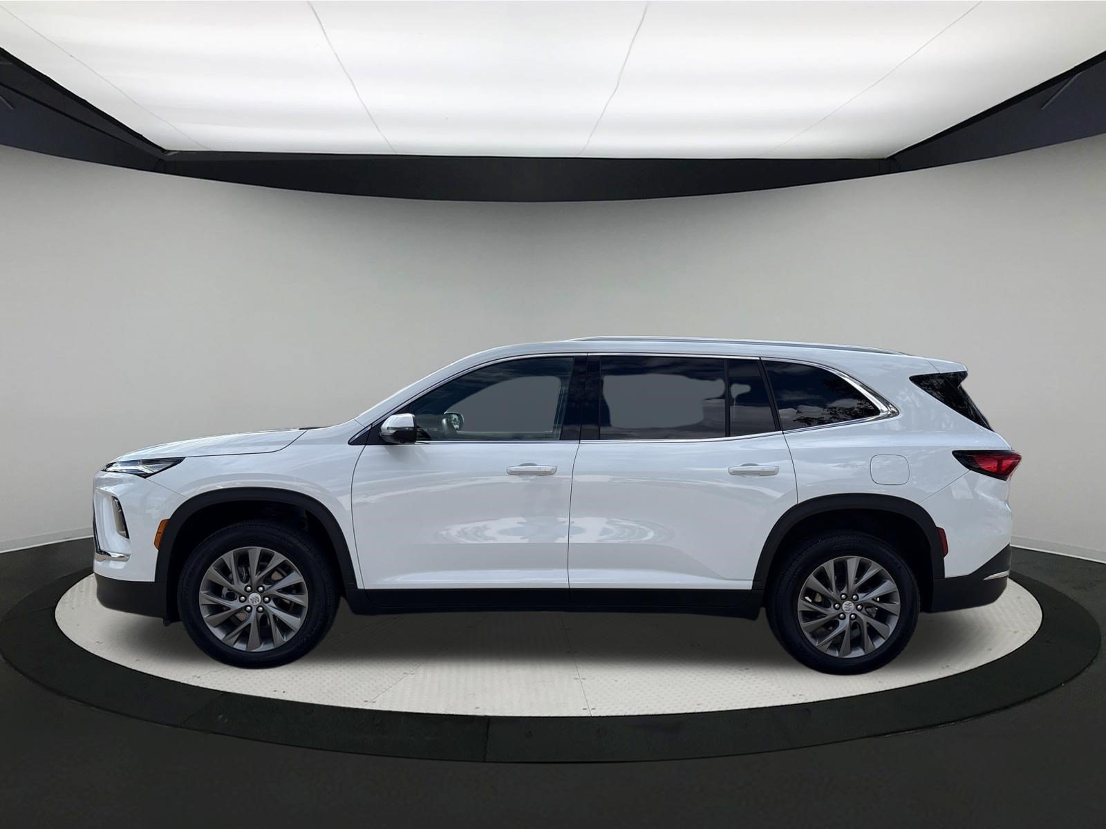 Used 2026 Buick Enclave Preferred AWD/4WD image 2