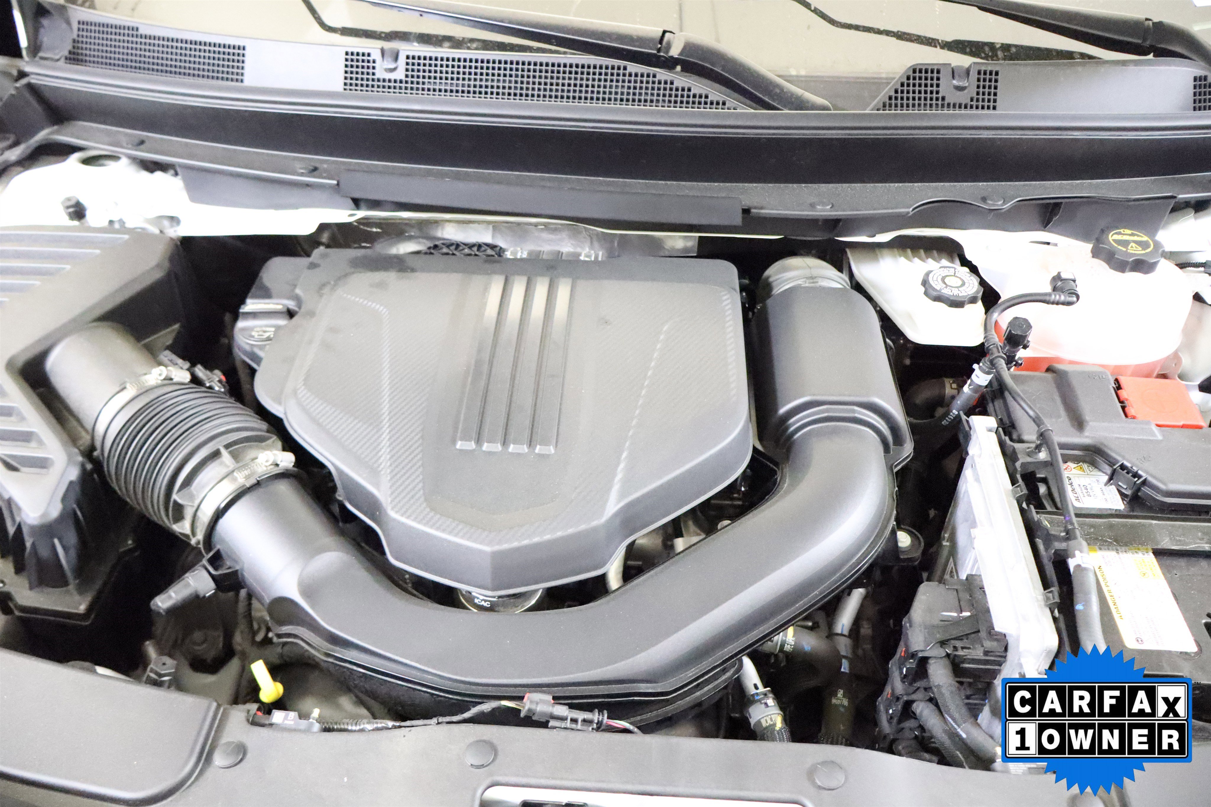 Used 2025 GMC Acadia Elevation AWD/4WD image 15