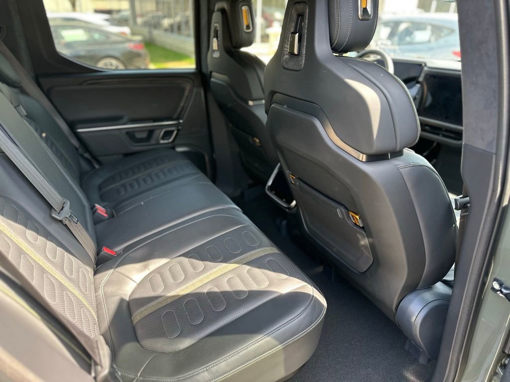 Used 2022 Rivian R1T Launch Edition image 6