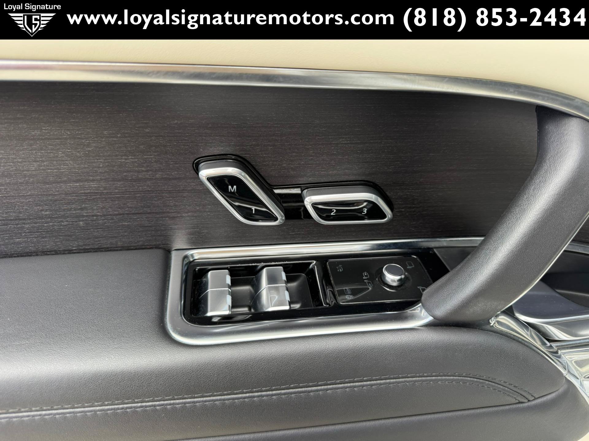 Used 2022 Land Rover Range Rover Long Wheelbase SE AWD/4WD image 30