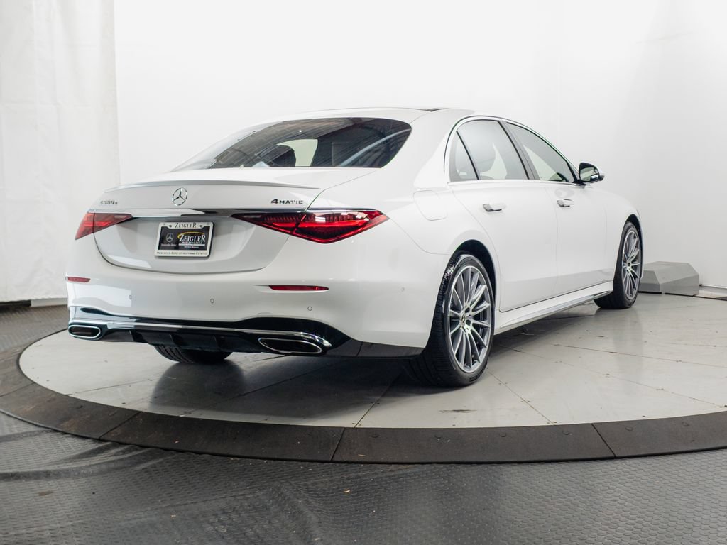 Used 2025 Mercedes-Benz S 580e 4MATIC Sedan image 34