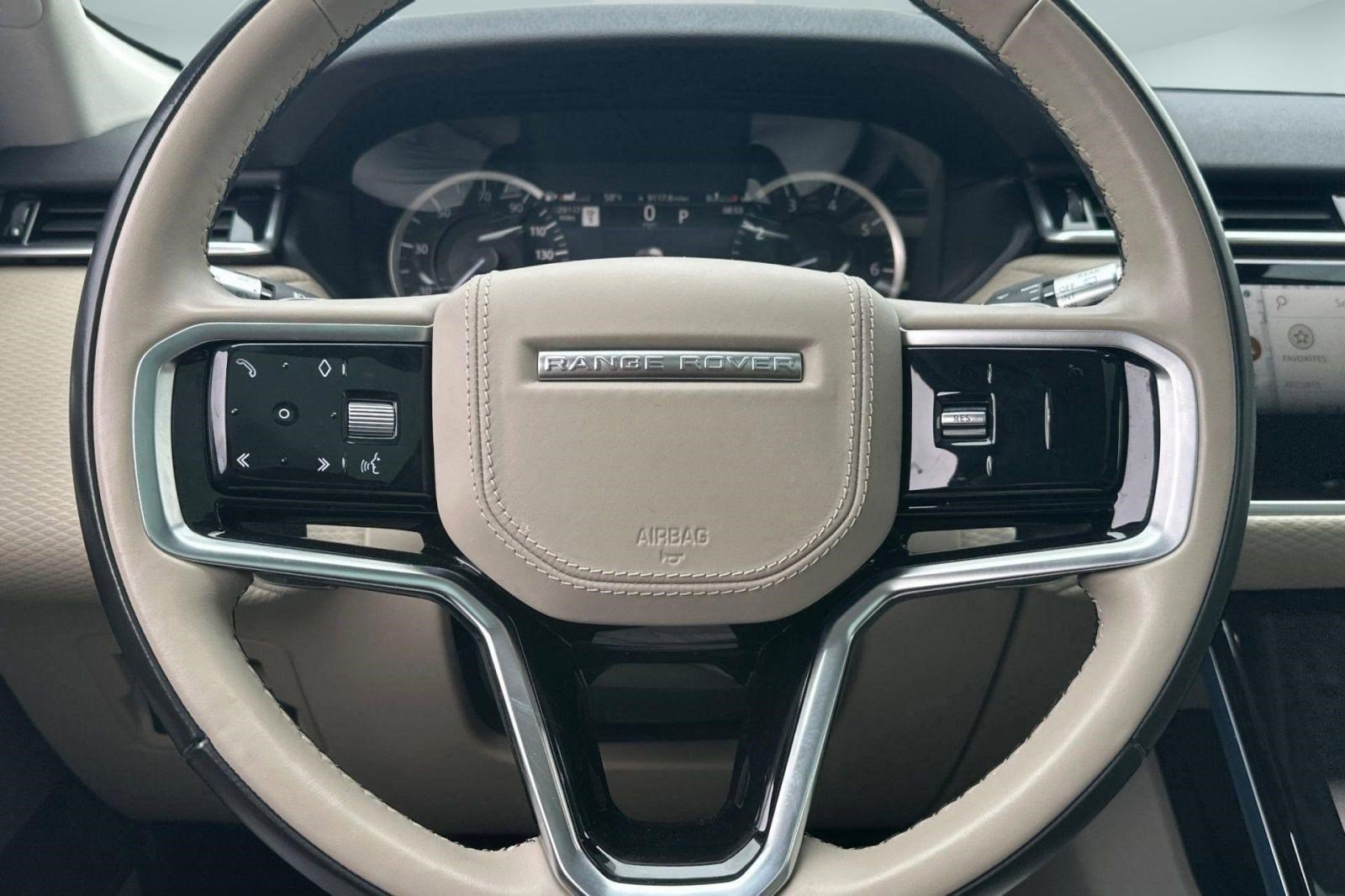 Certified 2022 Land Rover Range Rover Velar R-Dynamic S AWD/4WD image 17