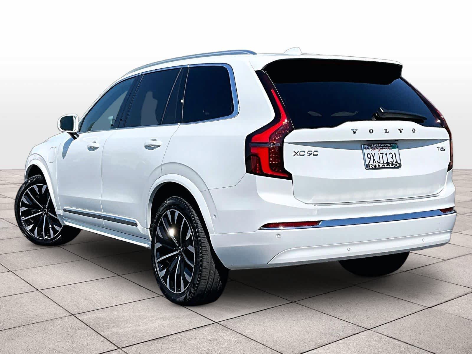 Used 2026 Volvo XC90 T8 Plus w/ Protection Package Premier AWD/4WD image 15