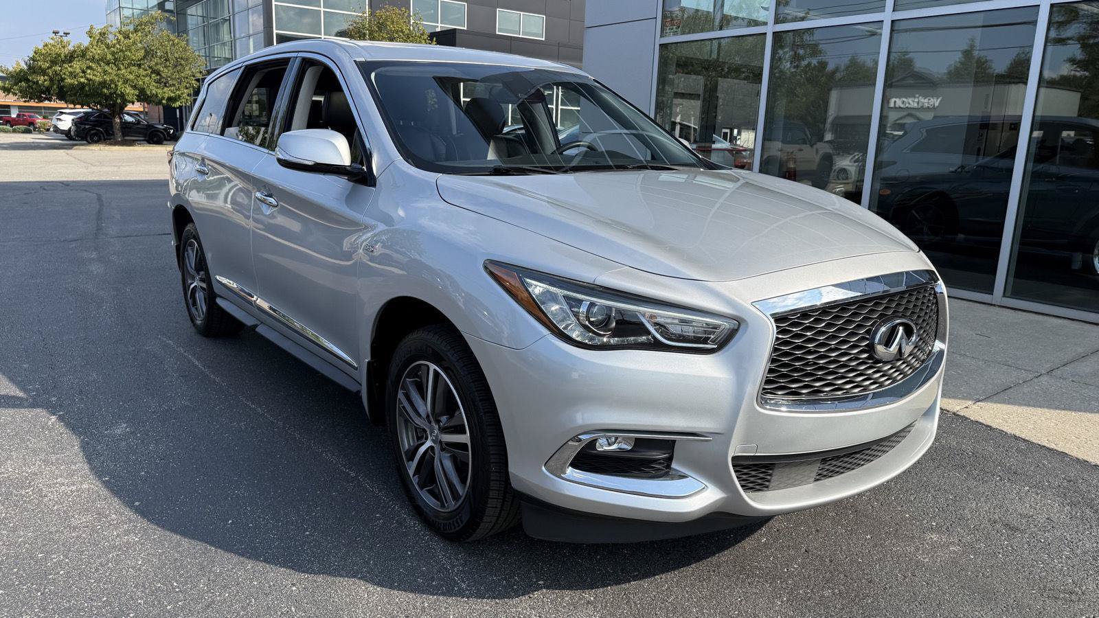 Used 2019 INFINITI QX60 Pure AWD/4WD image 11