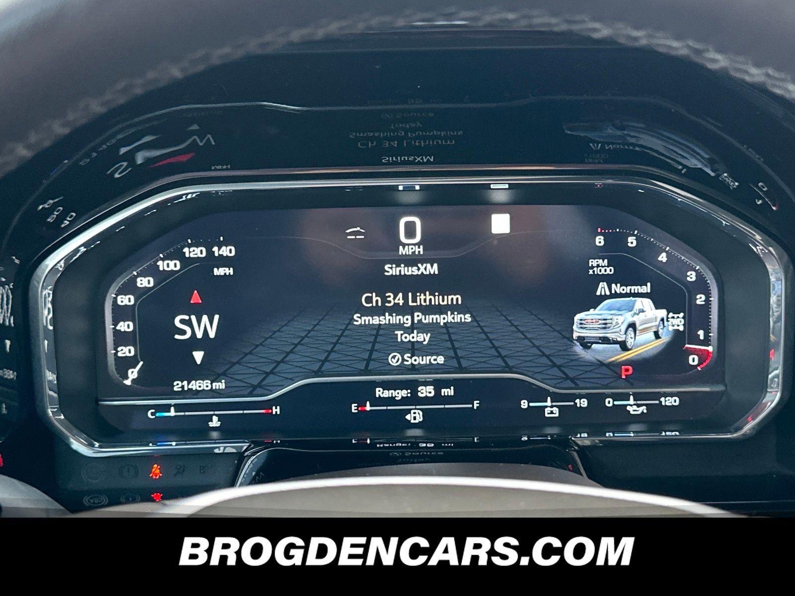 Used 2023 GMC Sierra 1500 SLT image 6