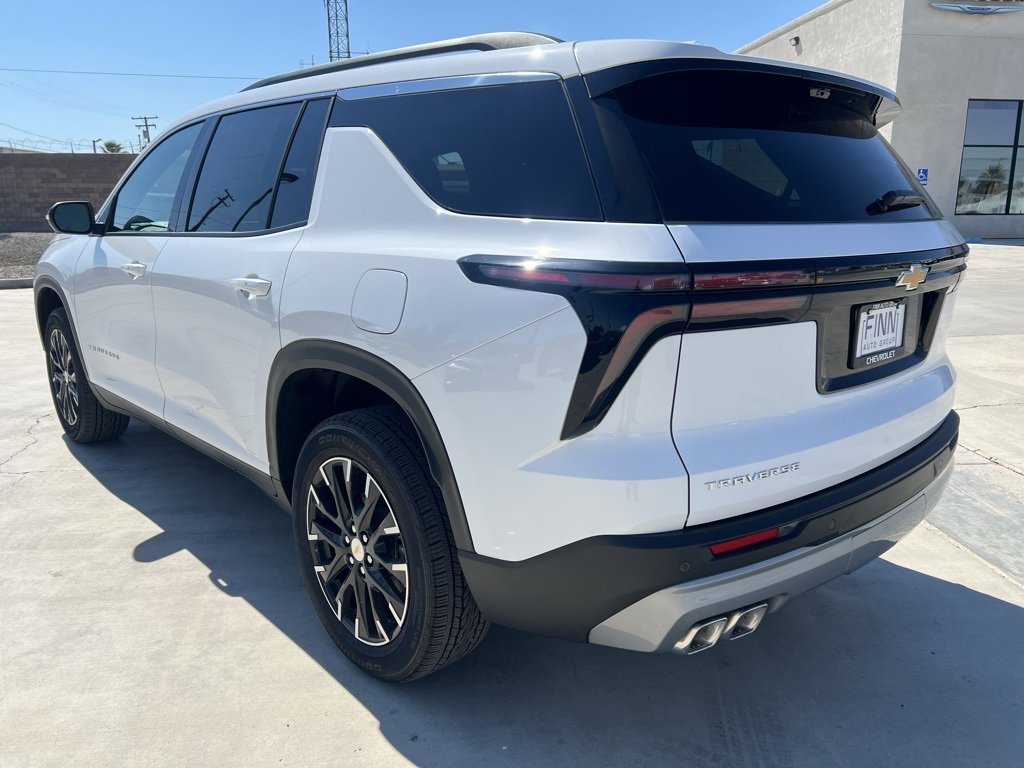 New 2026 Chevrolet Traverse LT w/ Sun and Wheel Package image 3