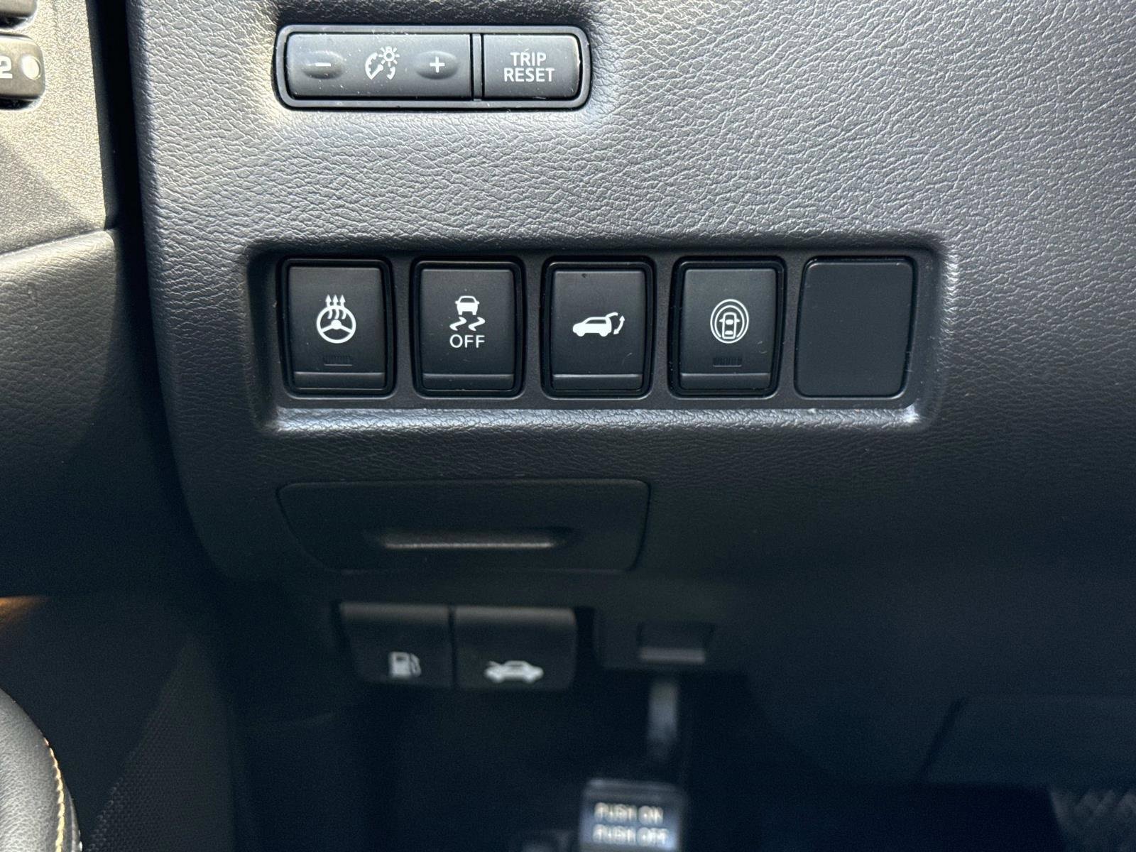 Used 2023 Nissan Murano Platinum w/ Cargo Package image 19