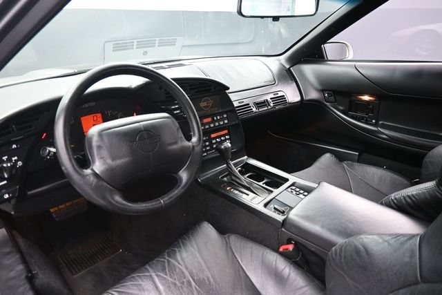 Used 1996 Chevrolet Corvette Convertible RWD image 11