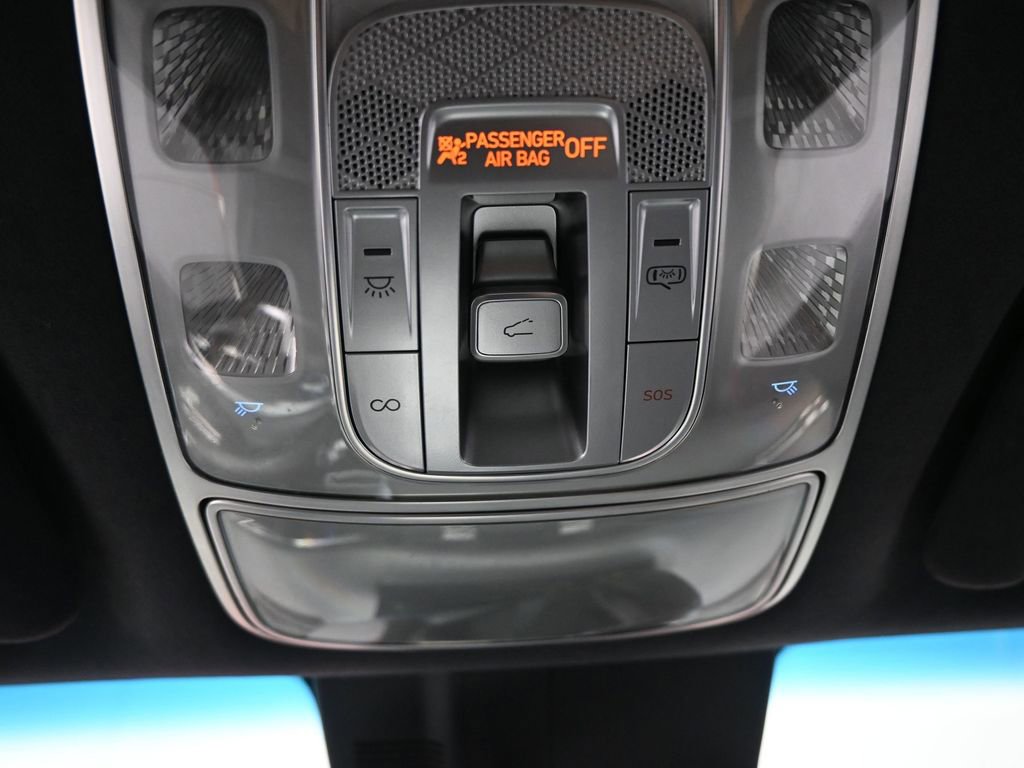 Used 2022 Genesis GV70 3.5T Sport w/ Sport Prestige Package image 38