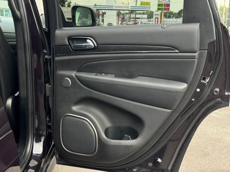 Used 2020 Jeep Grand Cherokee High Altitude AWD/4WD image 30