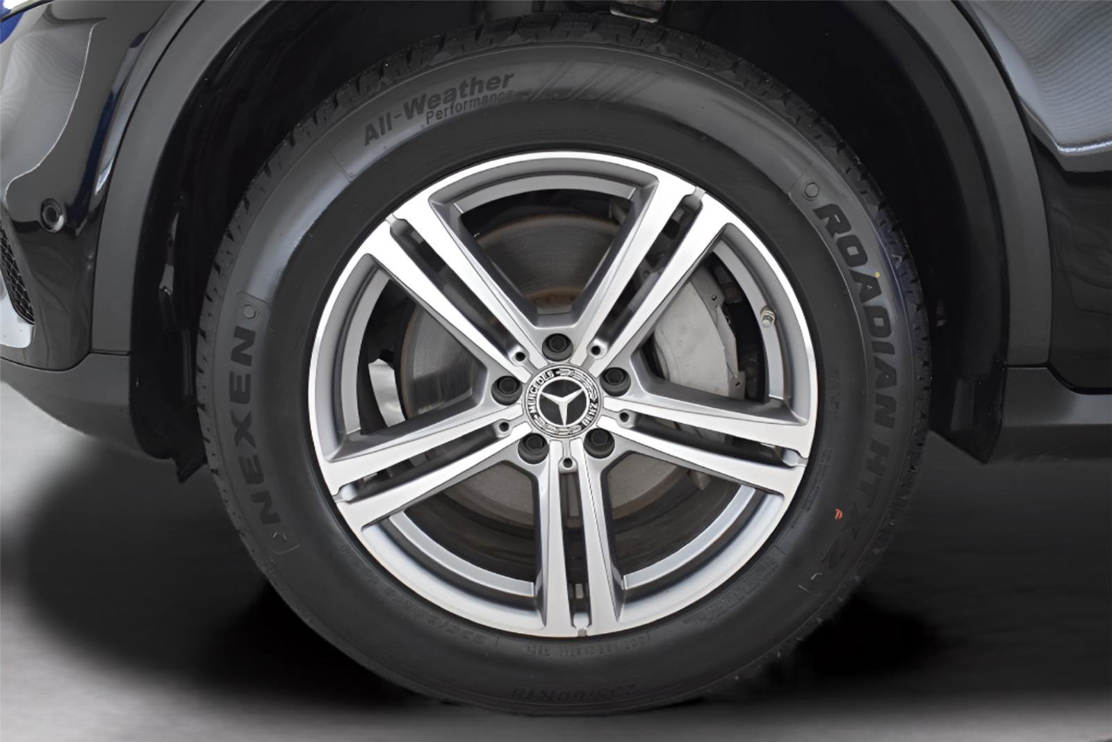 Used 2022 Mercedes-Benz GLC 300 4MATIC image 27