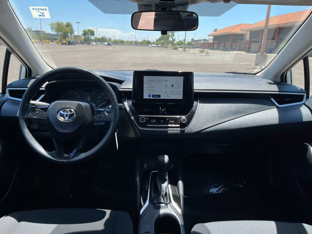 Used 2025 Toyota Corolla LE image 23