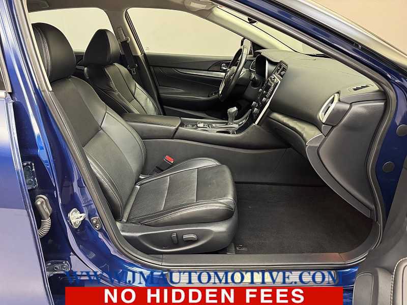 Used 2019 Nissan Maxima 3.5 SV w/ Floor Mat Group FWD image 17