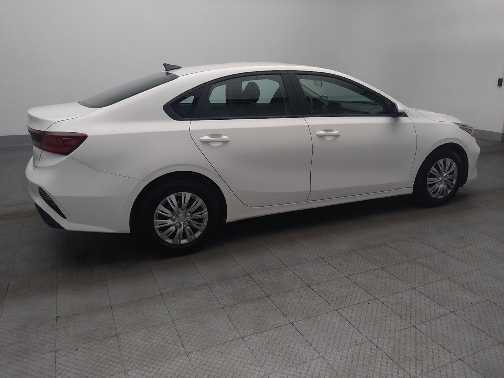 Used 2022 Kia Forte FE image 10