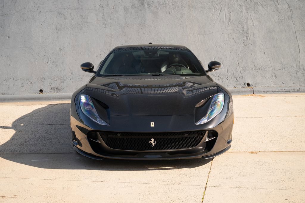 Used 2020 Ferrari 812 Superfast image 5