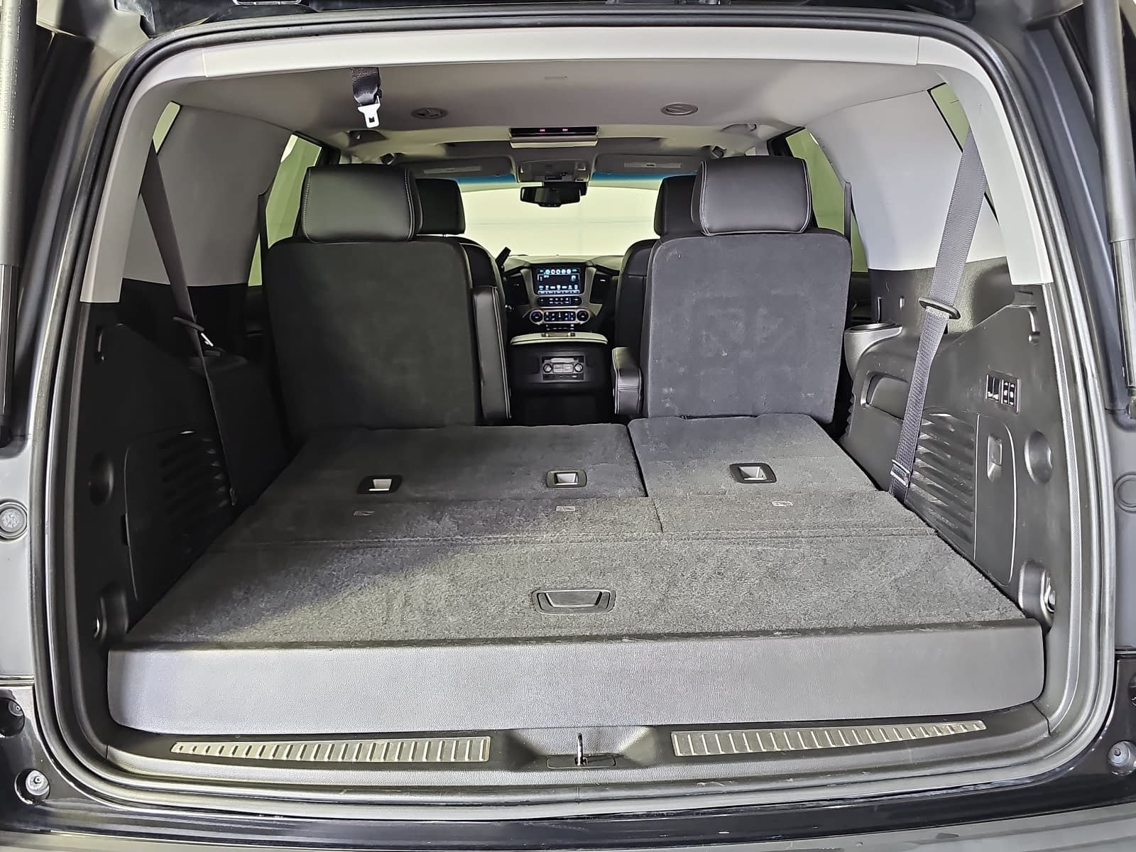 Used 2019 GMC Yukon Denali w/ Denali Ultimate Package RWD image 12