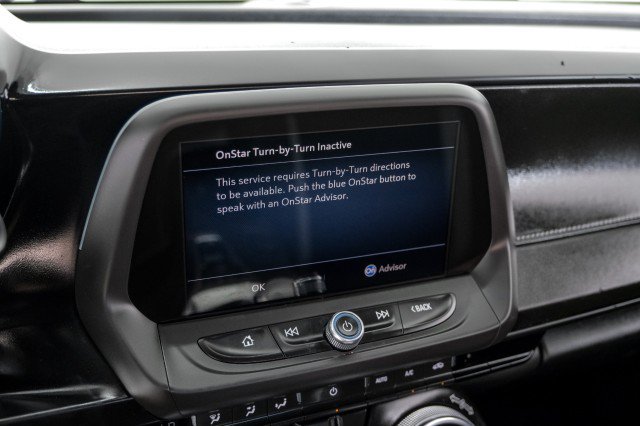 Used 2021 Chevrolet Camaro LT w/ Technology Package RWD image 27