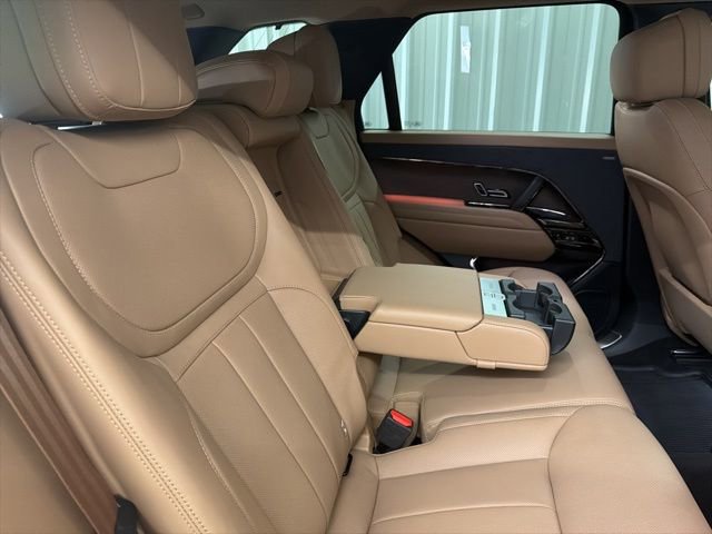 Used 2024 Land Rover Range Rover Sport SE image 19