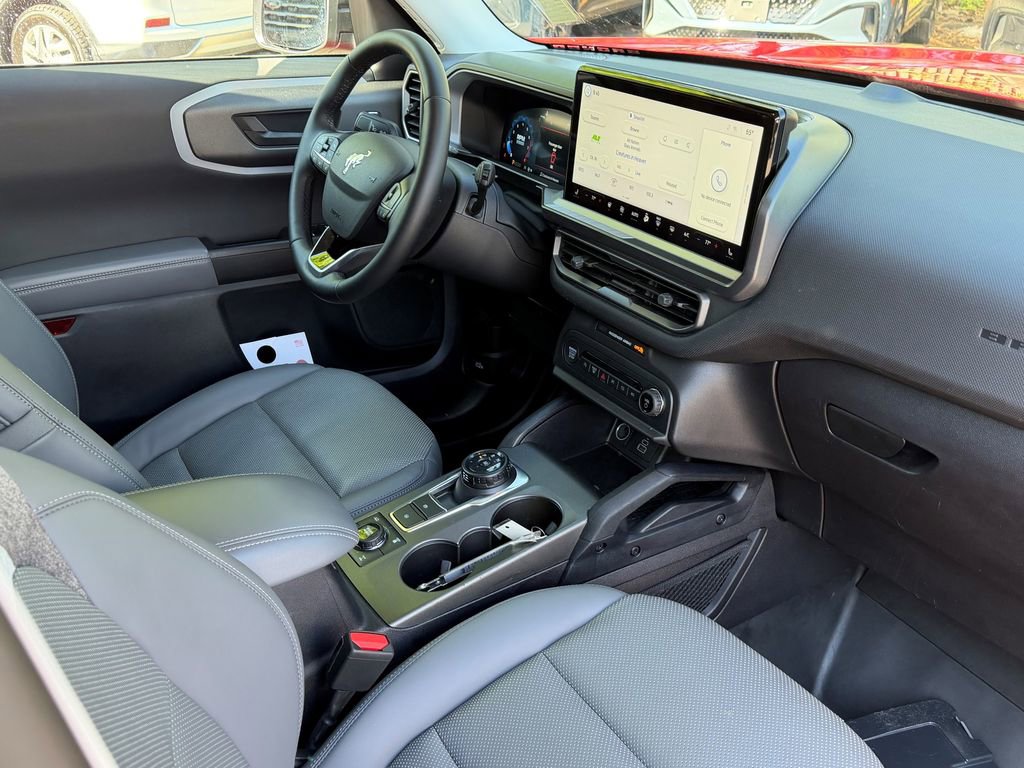 Used 2025 Ford Bronco Sport Badlands image 19