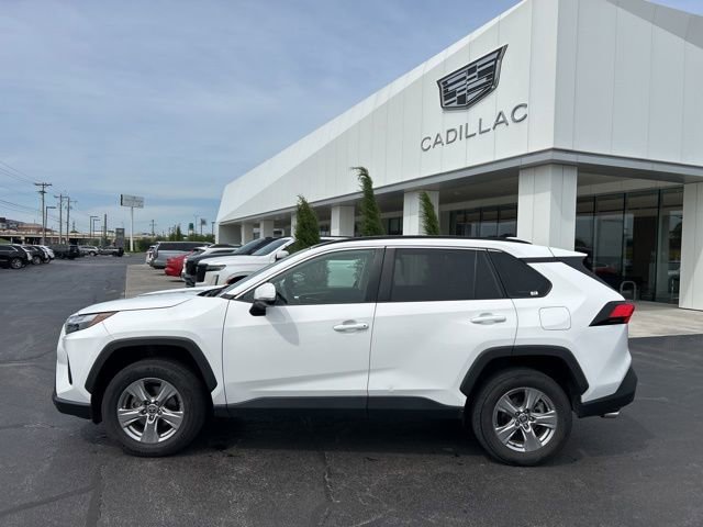 Used 2024 Toyota RAV4 XLE FWD image 1