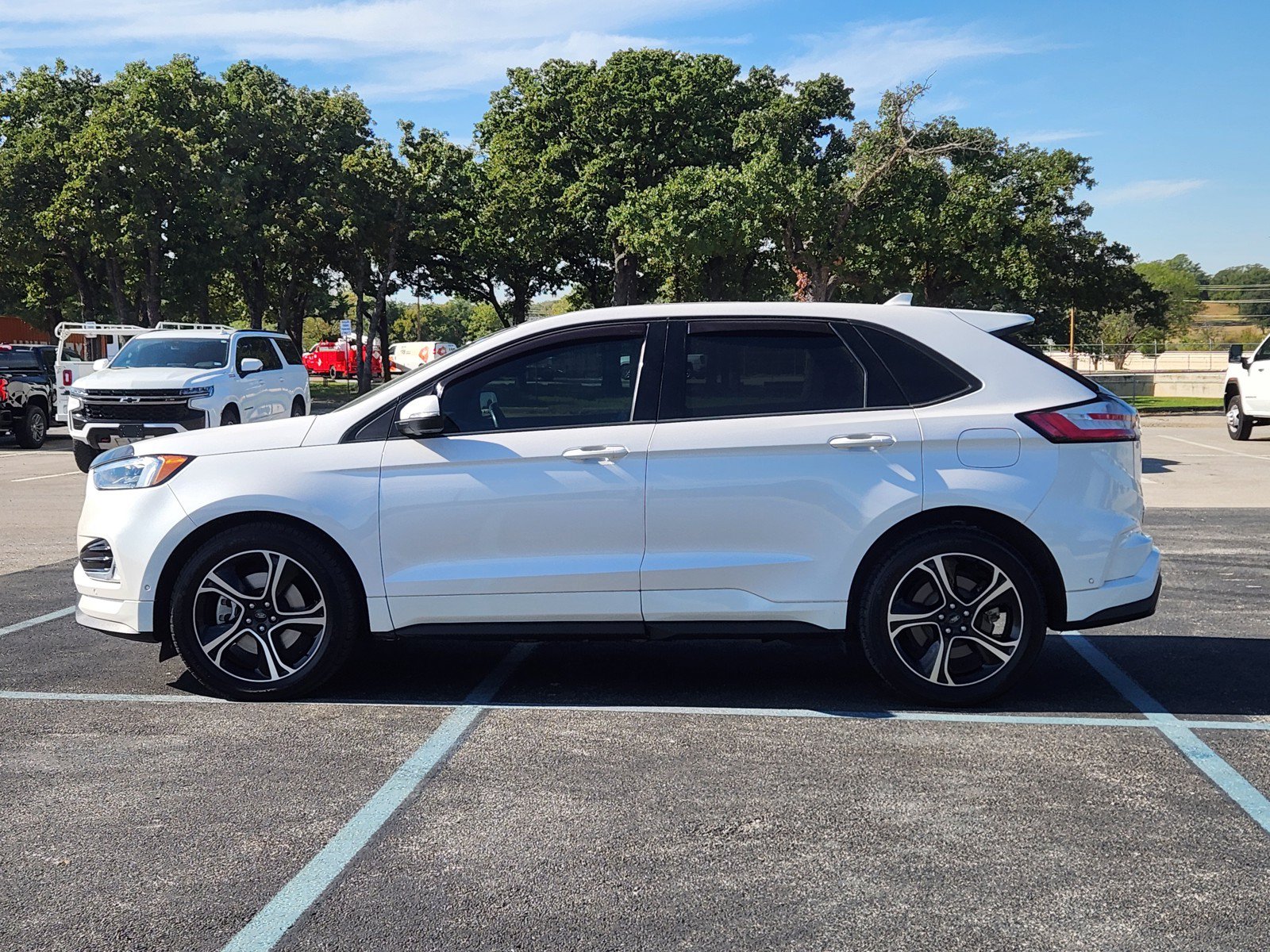 Used 2019 Ford Edge ST w/ Equipment Group 401A AWD/4WD image 3