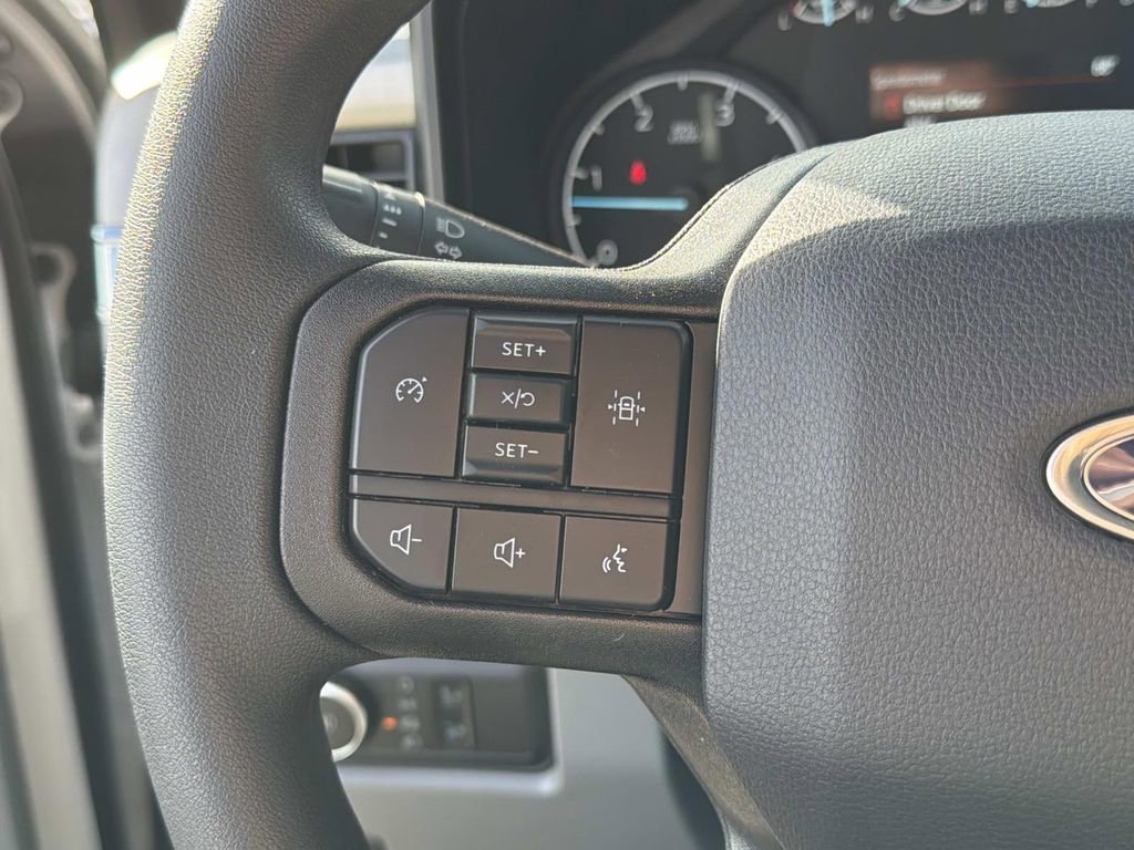 New 2026 Ford F450 XL w/ XL Chrome Package image 9