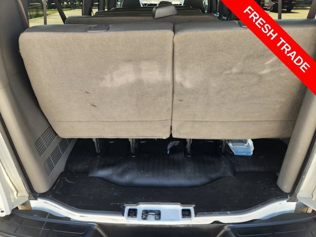 Used 2025 Chevrolet Express 3500 LS RWD image 31