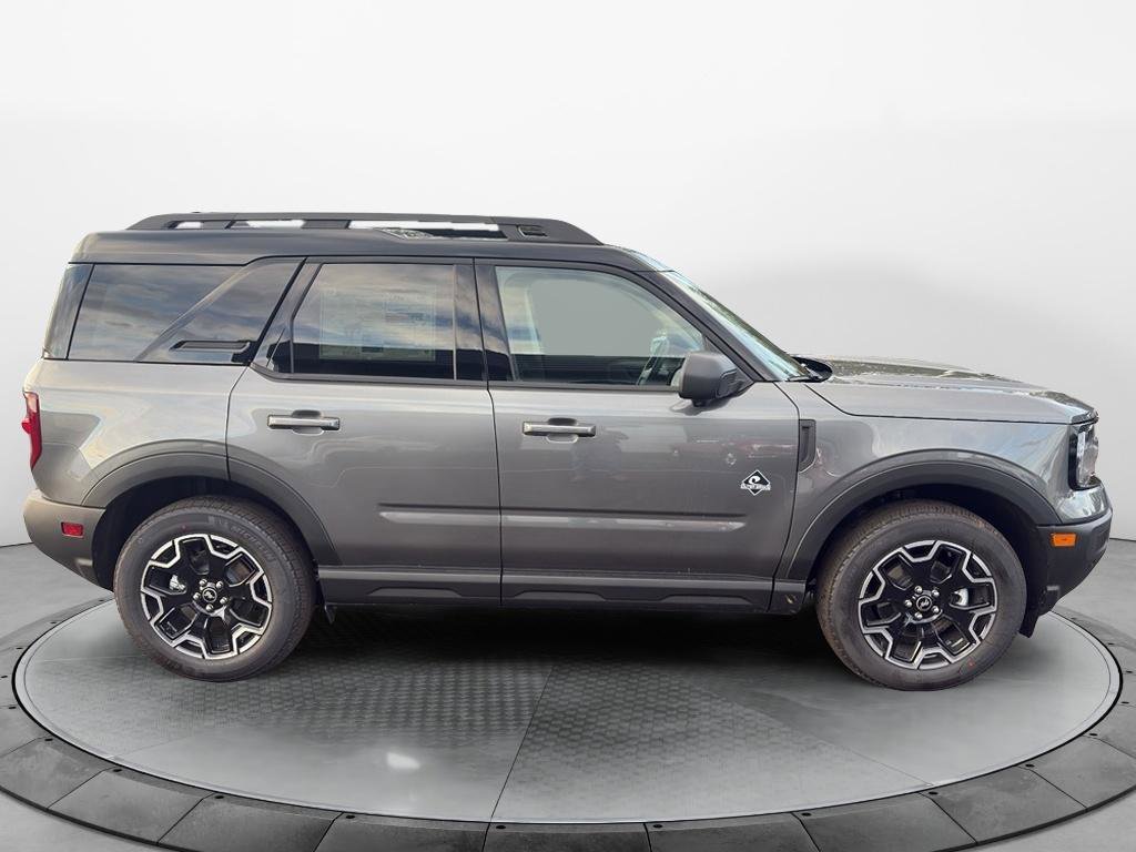 New 2025 Ford Bronco Sport Outer Banks w/ Outer Banks Tech Package+ image 2