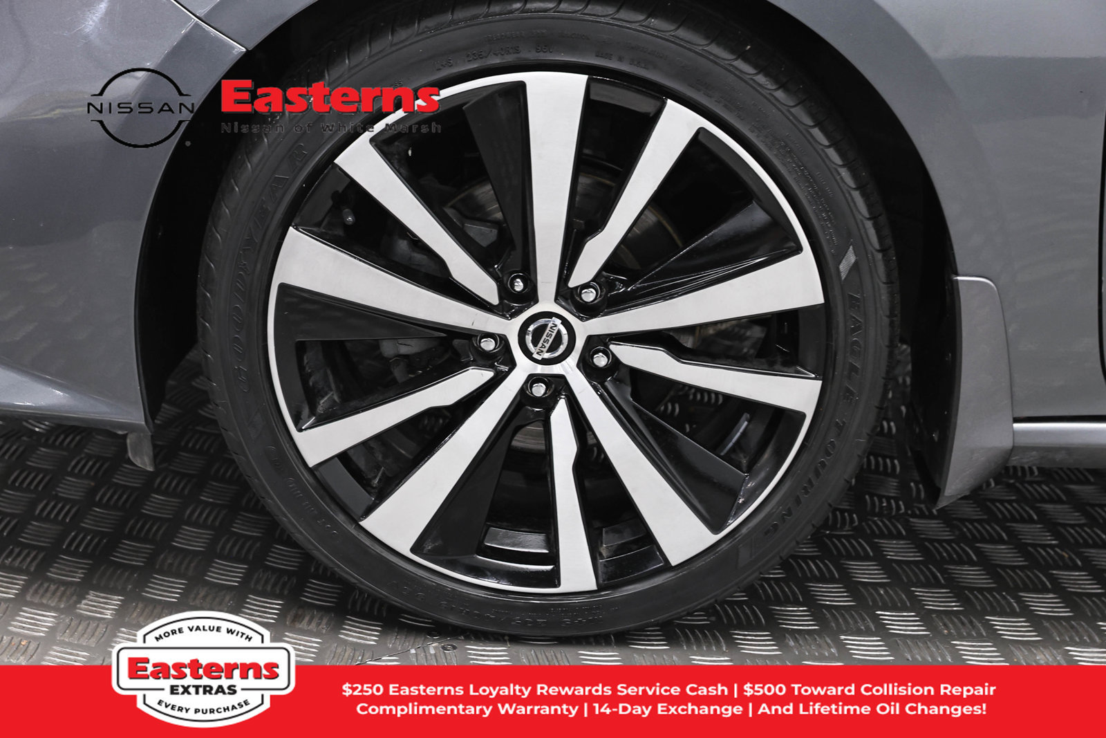 Used 2020 Nissan Altima 2.5 SR FWD image 31